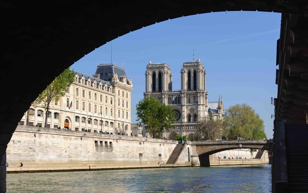 Notre Dame Paradis Latin Париж Экстерьер фото